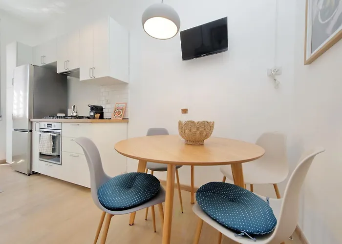 Design Near Metro A- Re Di Apartment