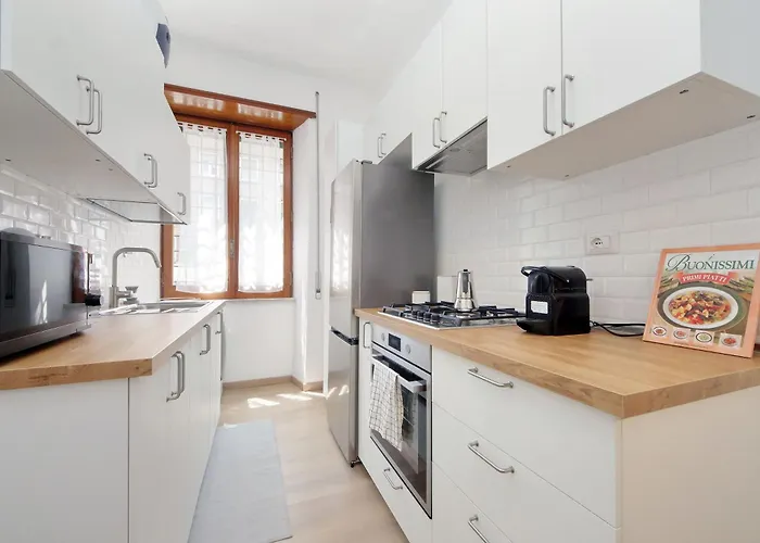 Appartamento Design Near Metro A- Re Di Roma